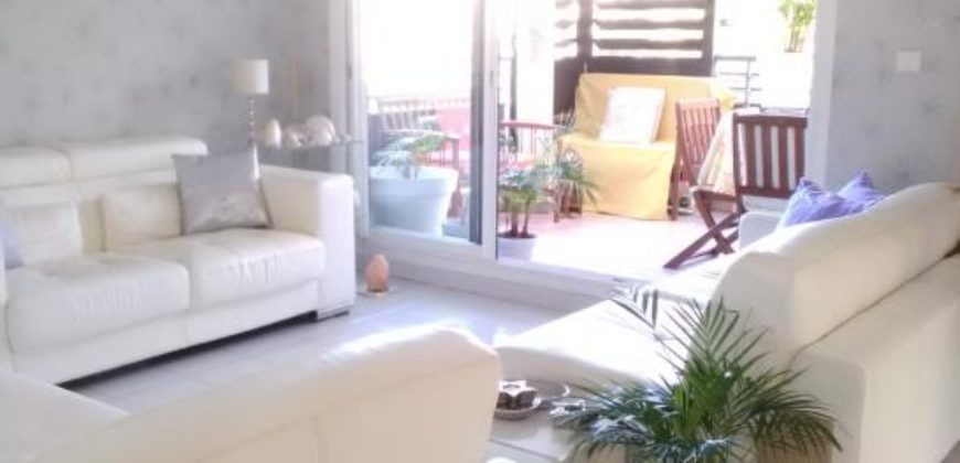 Bel appartement lumineux de standing, au calme dans la verdure